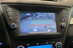 harmaa Toyota Avensis 2017 kuva 22.
