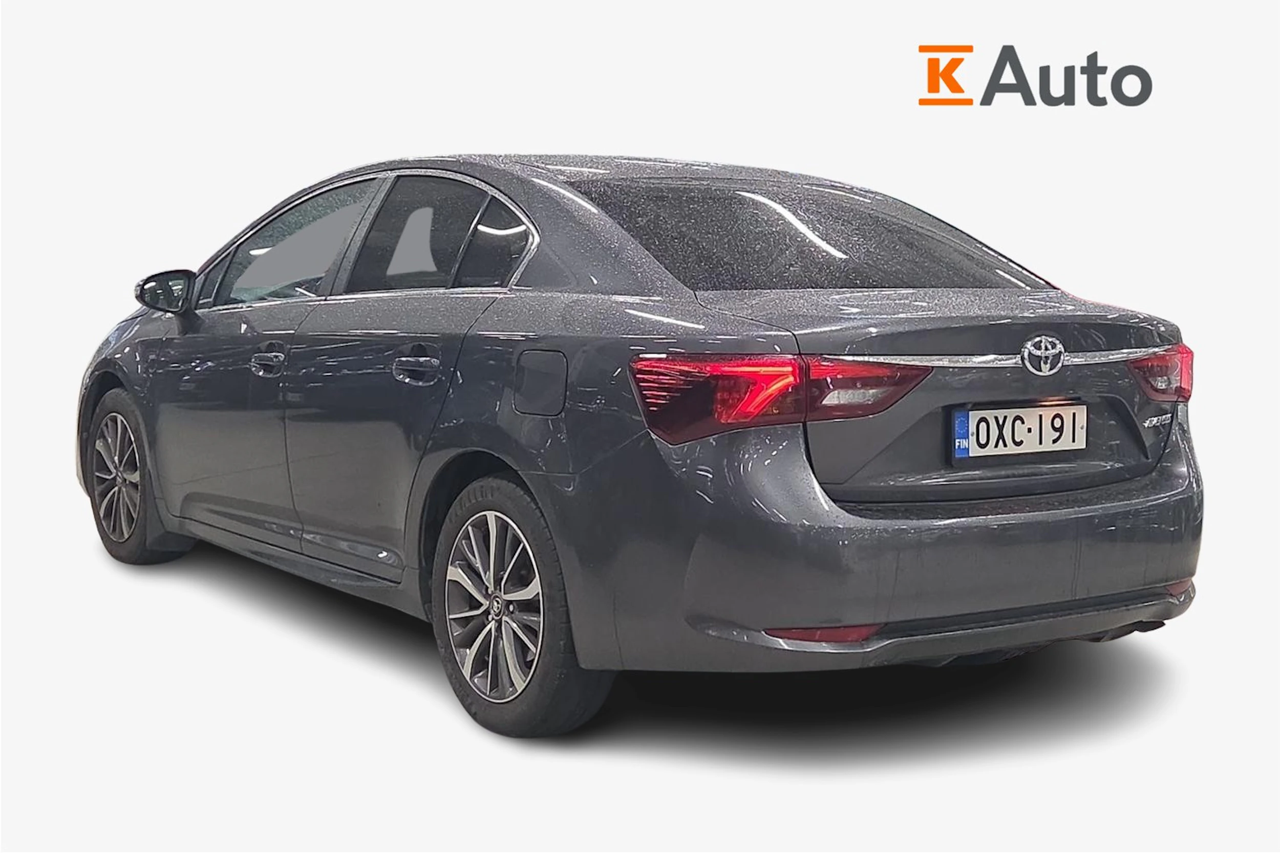harmaa Toyota Avensis 2017 kuva 2.