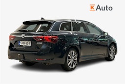 harmaa Toyota Avensis 2017 kuva 2.