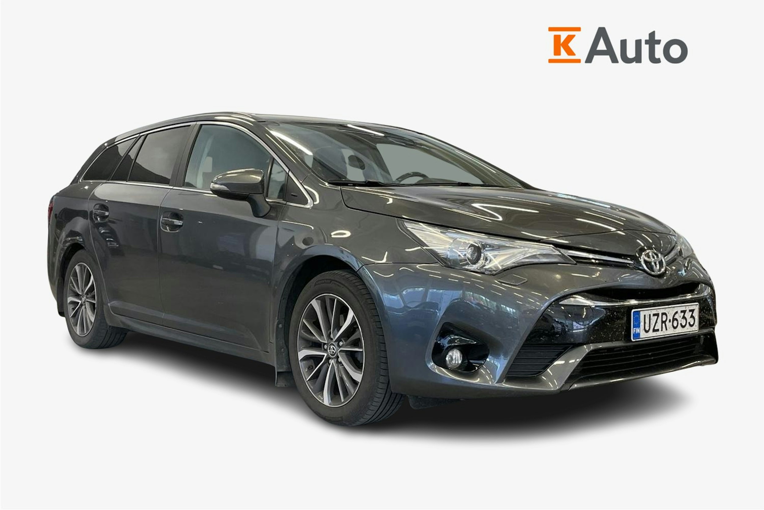 harmaa Toyota Avensis 2017 kuva 1.