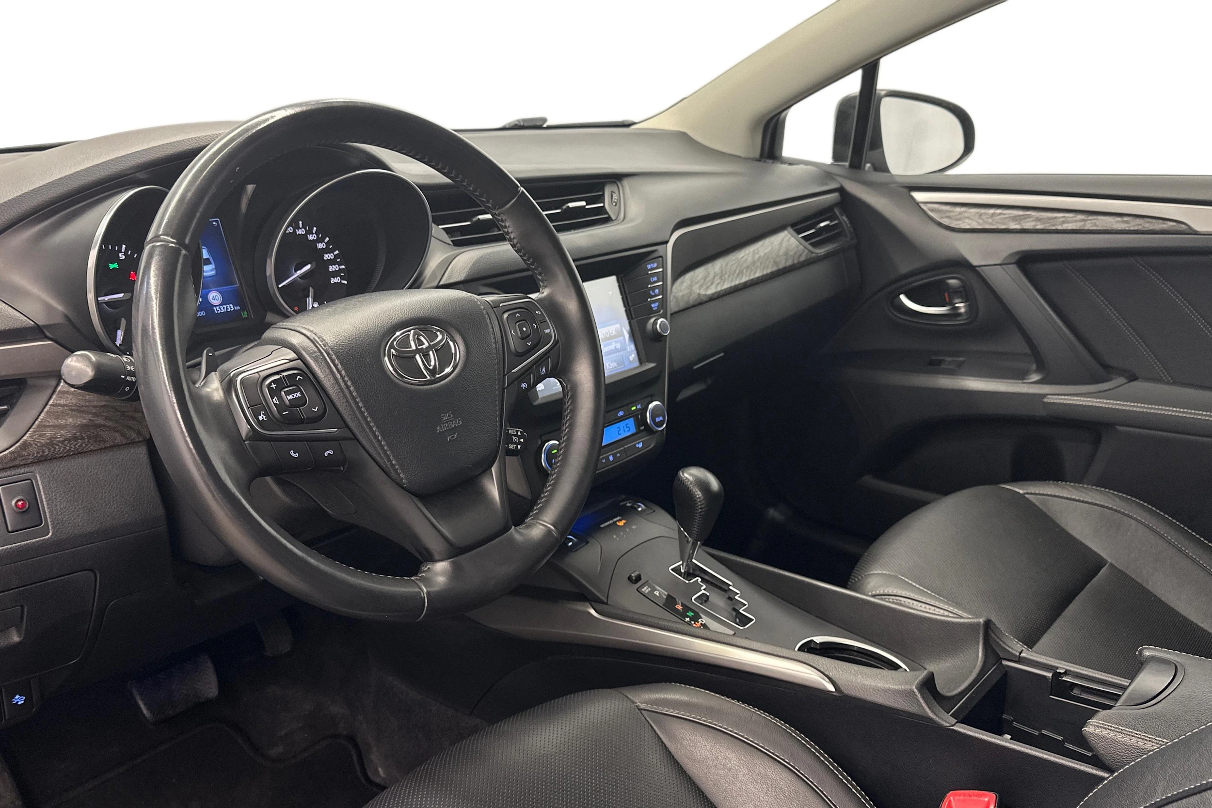 harmaa Toyota Avensis 2018 kuva 8.