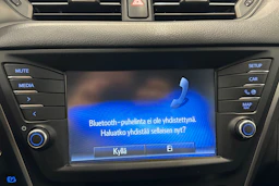 harmaa Toyota Avensis 2018 kuva 23.