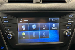harmaa Toyota Avensis 2018 kuva 24.