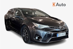harmaa Toyota Avensis 2018 kuva 1.