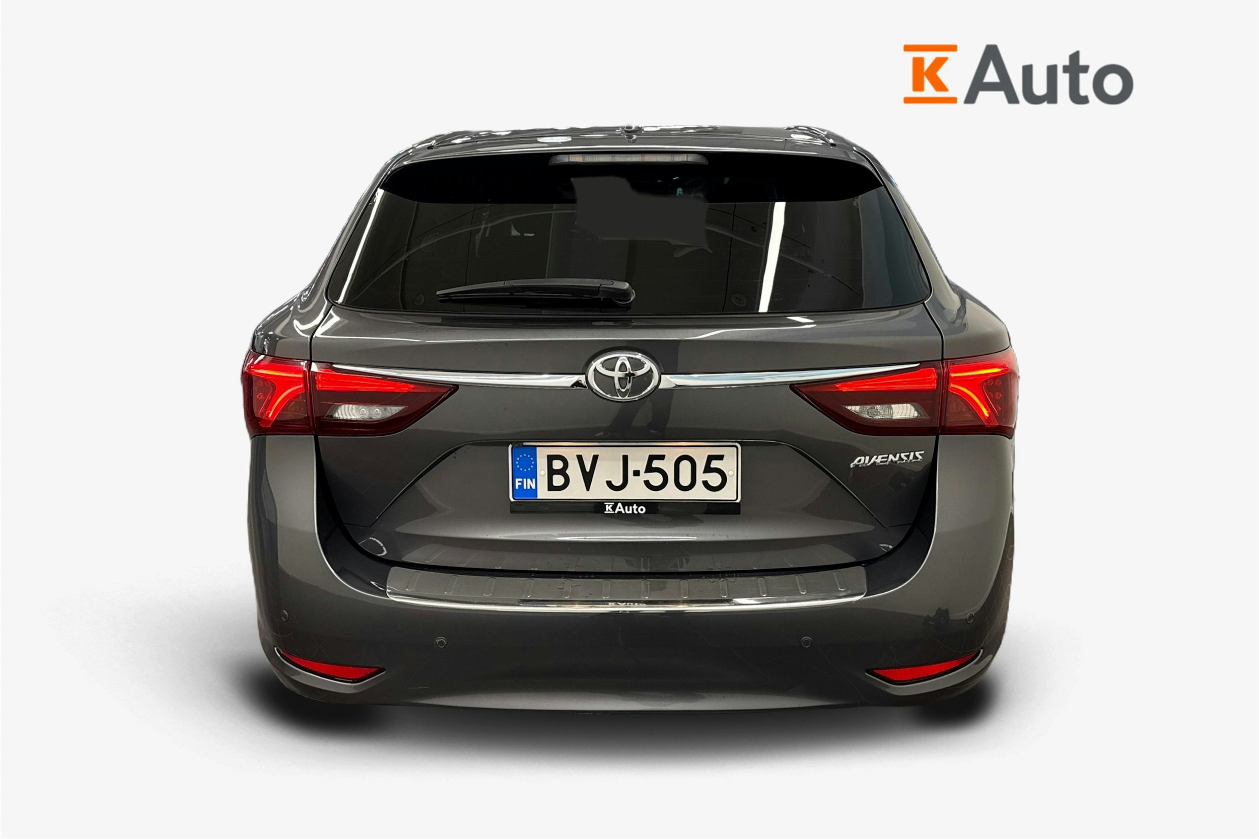 harmaa Toyota Avensis 2018 kuva 3.