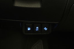 harmaa Toyota Avensis 2018 kuva 20.
