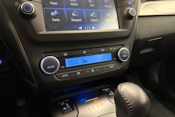 harmaa Toyota Avensis 2018 kuva 24.