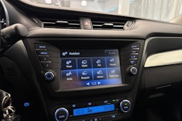 harmaa Toyota Avensis 2018 kuva 25.