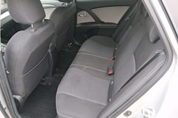hopea Toyota Avensis 2018 kuva 8.
