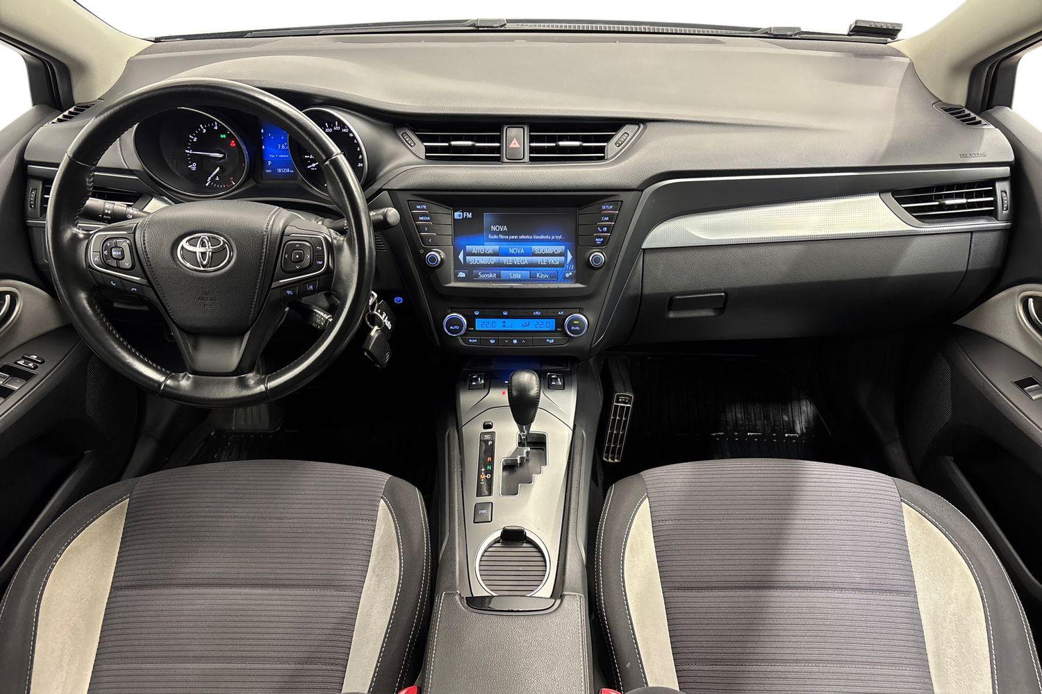 Toyota Avensis 2018, kuva 7/22
