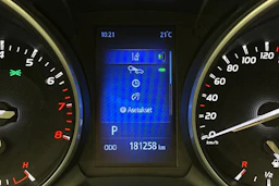 sininen Toyota Avensis 2018 kuva 17.