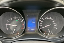 harmaa Toyota Avensis 2018 kuva 23.