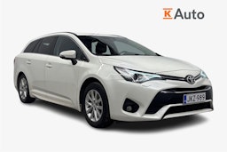 valkoinen Toyota Avensis 2018 kuva 1.