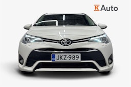 valkoinen Toyota Avensis 2018 kuva 5.