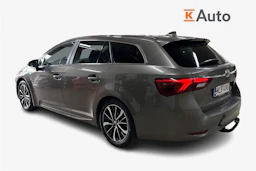 Harmaa Toyota AVENSIS 2018 kuva 2.