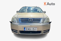 Keltainen Toyota Avensis Verso 2003 kuva 4.