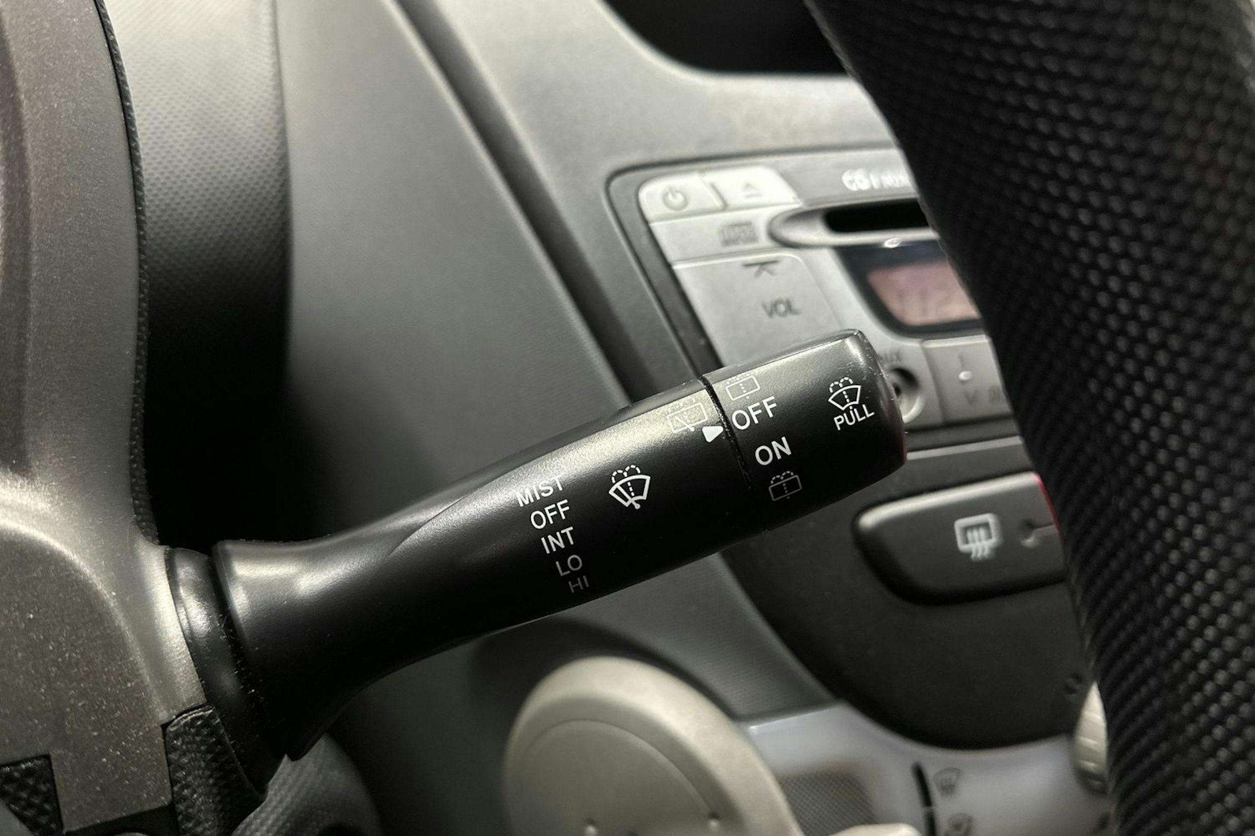 punainen Toyota AYGO 2007 kuva 19.