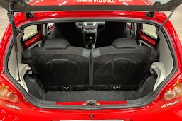 punainen Toyota AYGO 2007 kuva 20.