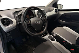 hopea Toyota AYGO 2014 kuva 3.