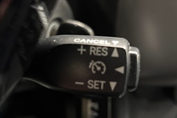 punainen Toyota AYGO 2015 kuva 23.