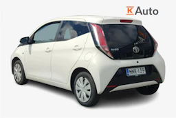 valkoinen Toyota AYGO 2017 kuva 2.