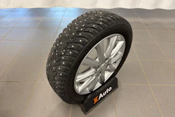 valkoinen Toyota AYGO 2018 kuva 18.