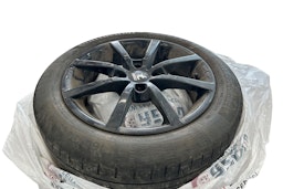 punainen Toyota AYGO 2020 kuva 7.