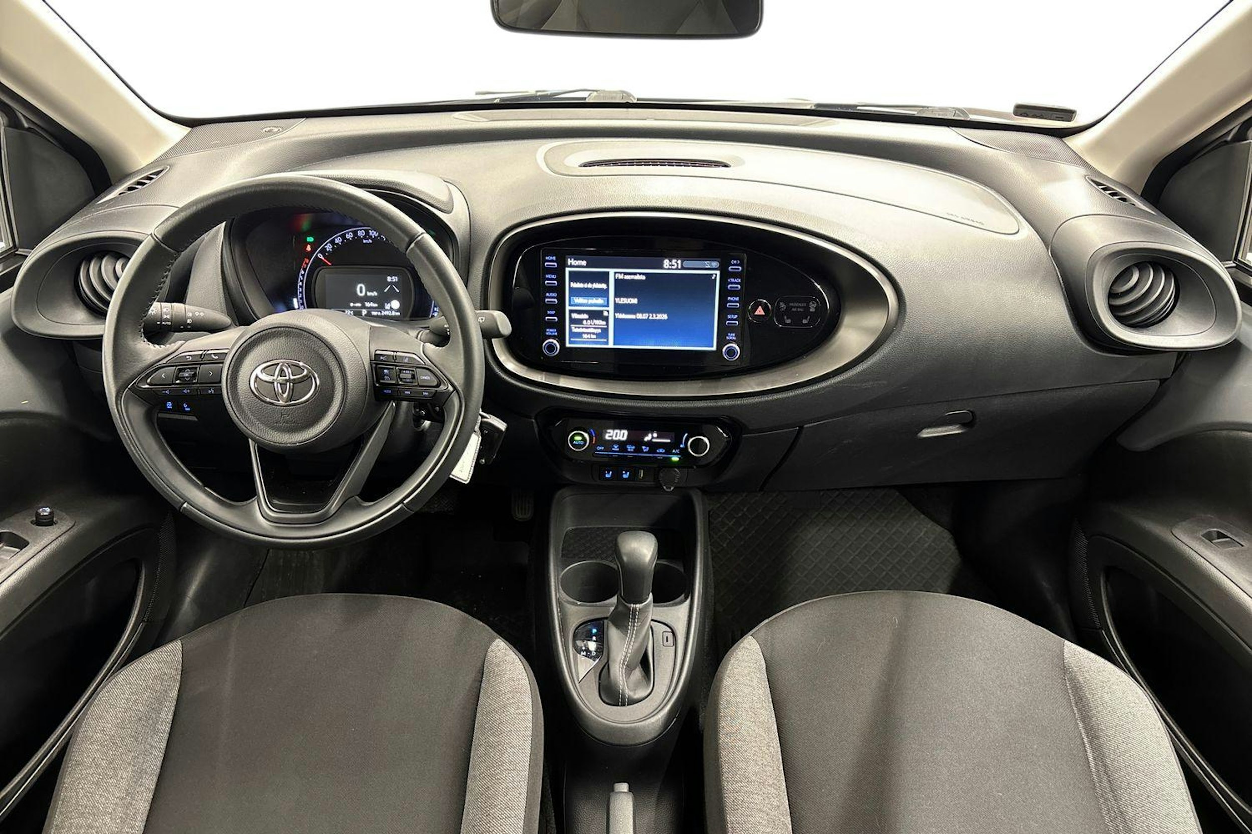 hopea Toyota Aygo X 2023 kuva 9.