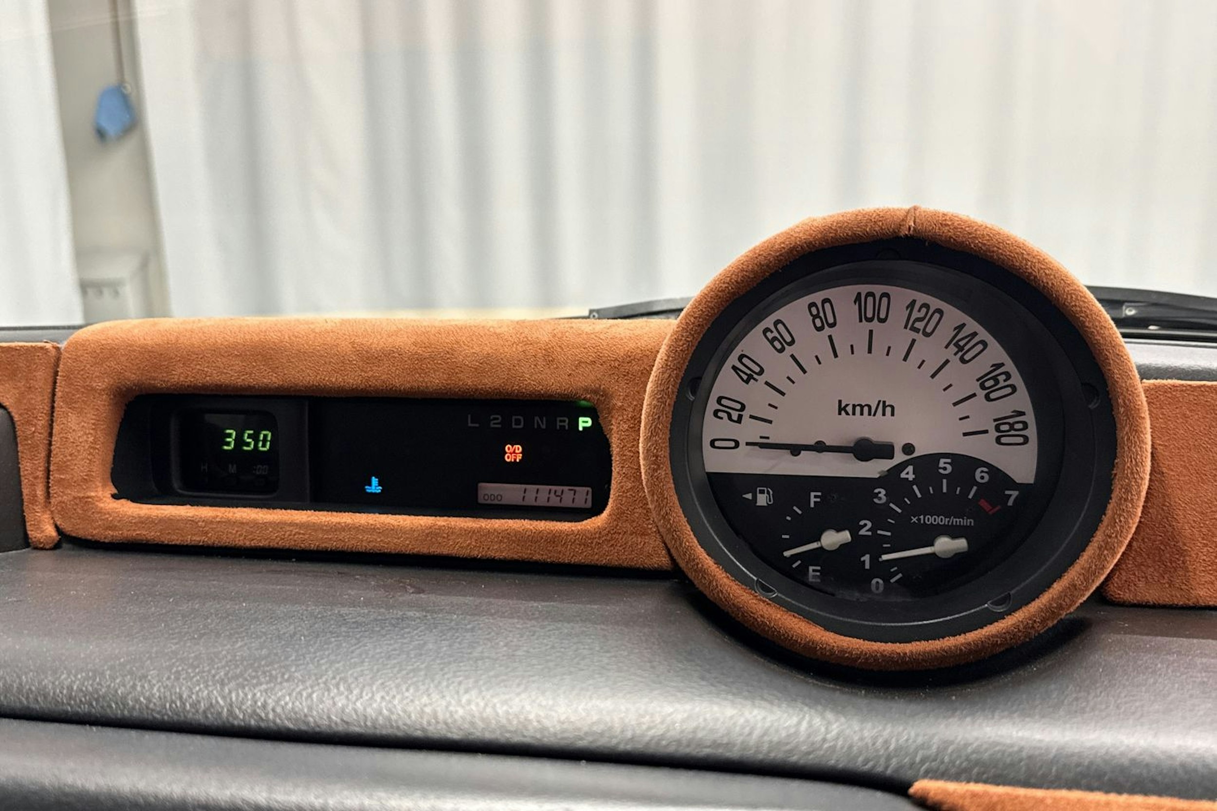 ruskea (beige) Toyota BB 2001 kuva 15.