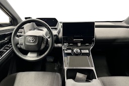 musta Toyota bZ4X 2022 kuva 9.
