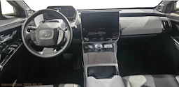 harmaa Toyota bZ4X 2023 kuva 3.