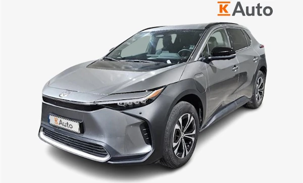 Toyota bZ4X Executive AWD | ENNAKKOMYYNNISSÄ |