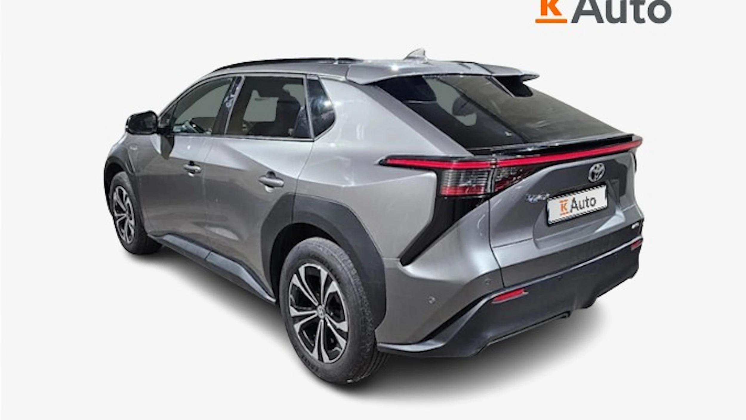 harmaa Toyota bZ4X 2023 kuva 2.