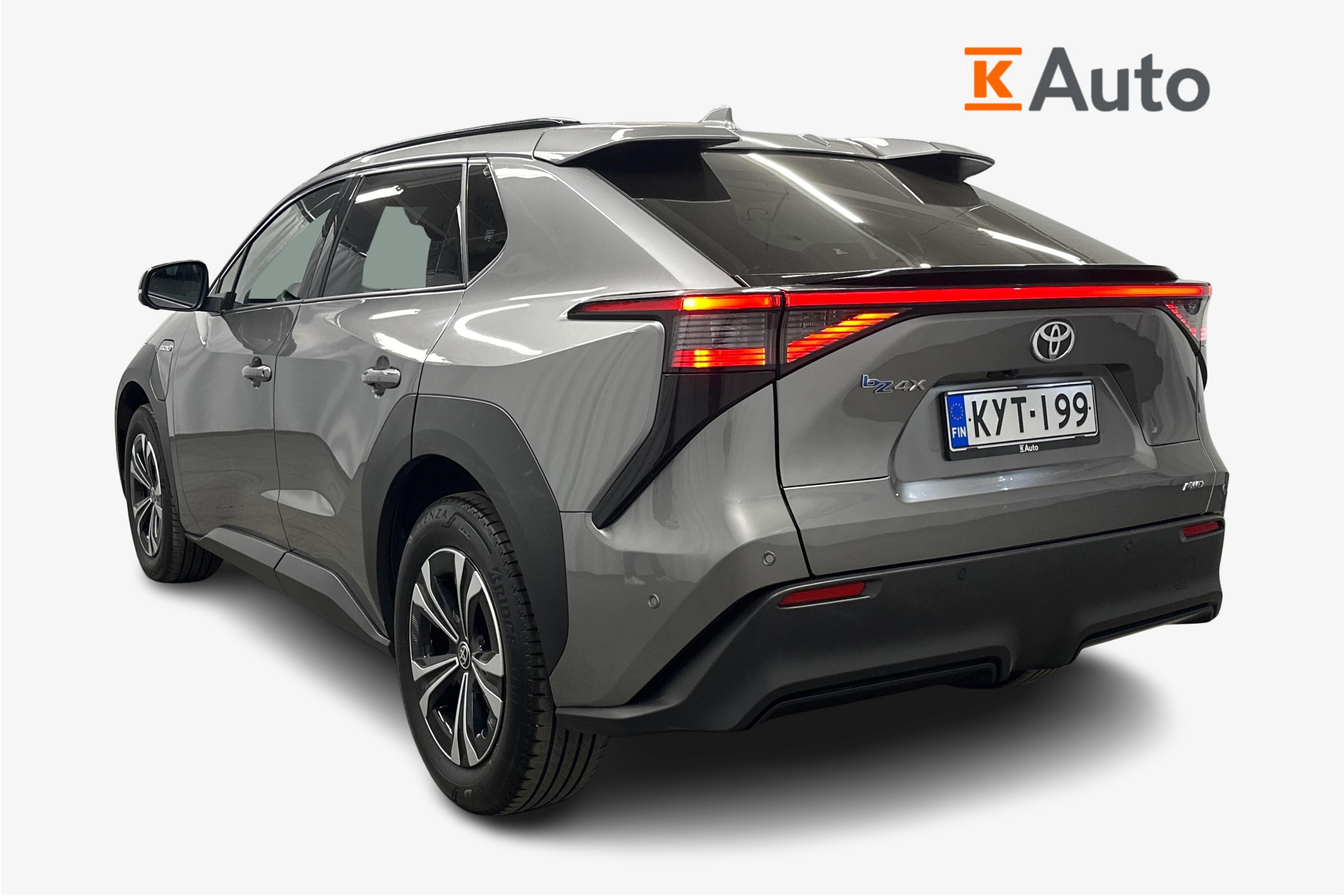 Toyota bZ4X Executive AWD 2023, kuva 2/37
