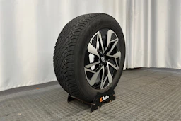 harmaa Toyota bZ4X 2023 kuva 10.