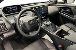 harmaa Toyota bZ4X 2023 kuva 6.