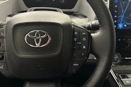 harmaa Toyota bZ4X 2023 kuva 12.
