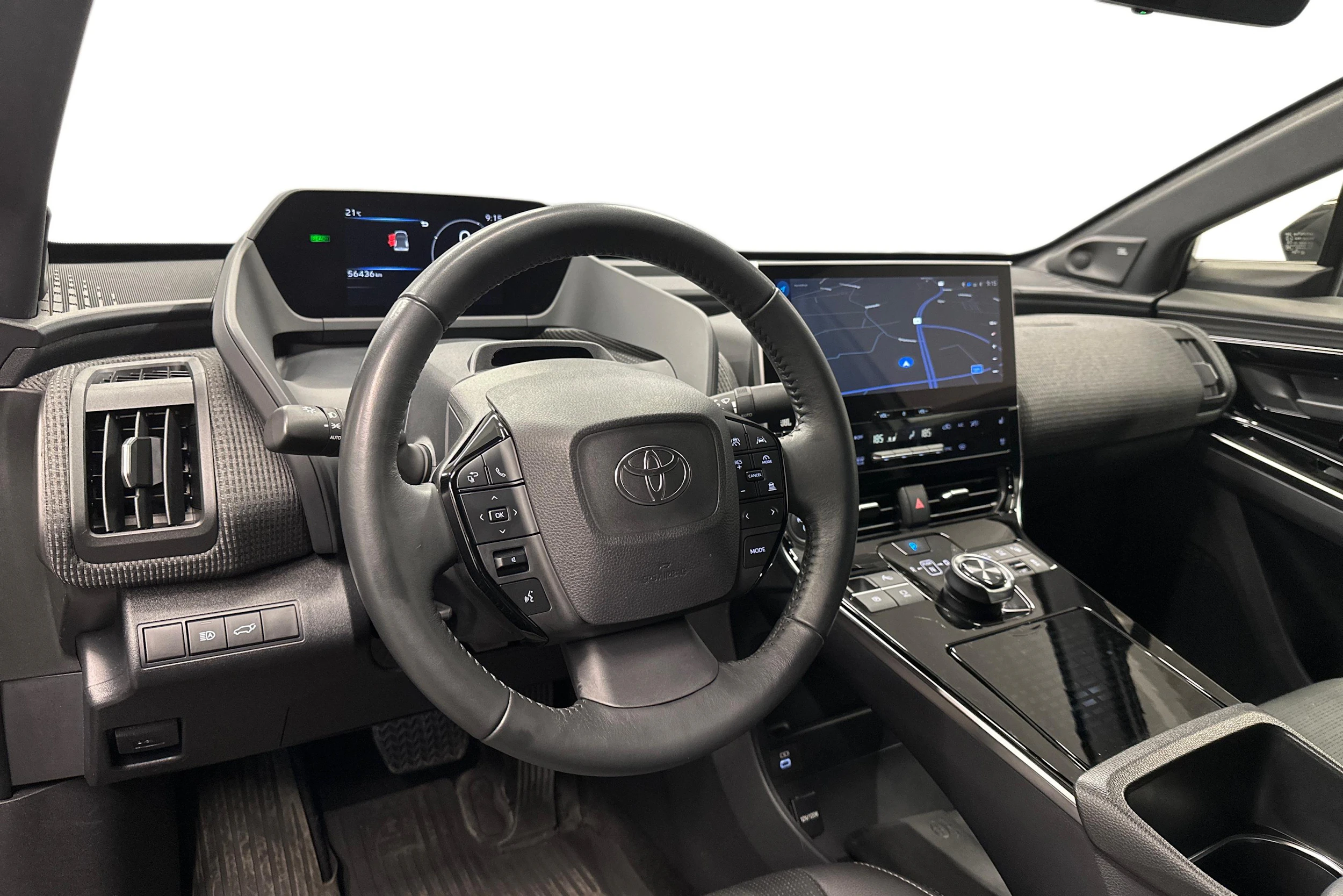 harmaa Toyota bZ4X 2023 kuva 6.