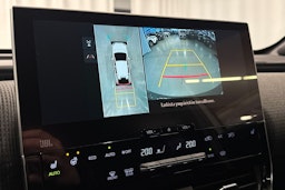 harmaa Toyota bZ4X 2024 kuva 18.