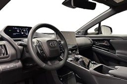 musta Toyota bZ4X 2024 kuva 7.