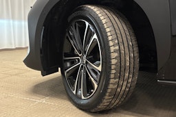 musta Toyota bZ4X 2024 kuva 13.