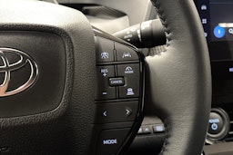 musta Toyota bZ4X 2024 kuva 21.