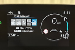 musta Toyota bZ4X 2024 kuva 23.