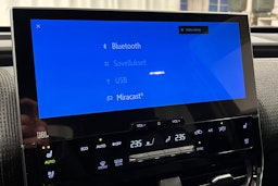 musta Toyota bZ4X 2024 kuva 26.