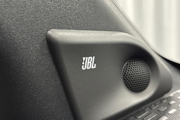 musta Toyota bZ4X 2024 kuva 31.