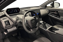 musta Toyota bZ4X 2025 kuva 7.