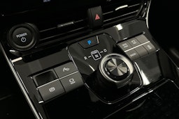 musta Toyota bZ4X 2025 kuva 30.