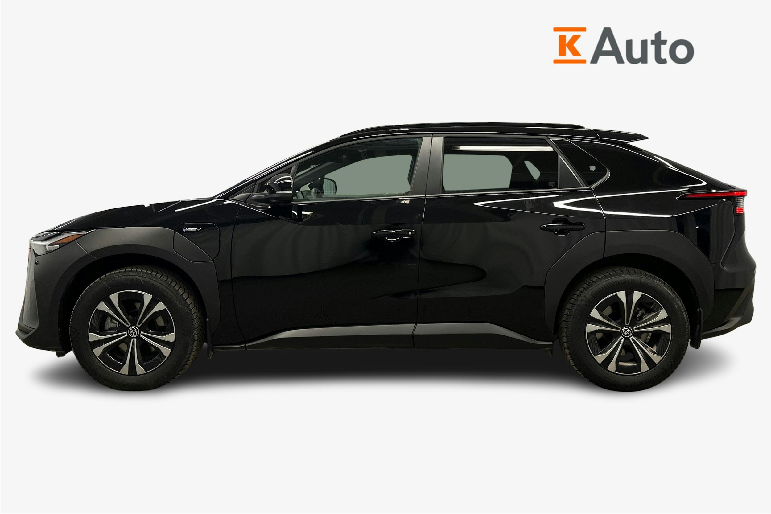 musta Toyota bZ4X 2025 kuva 6.