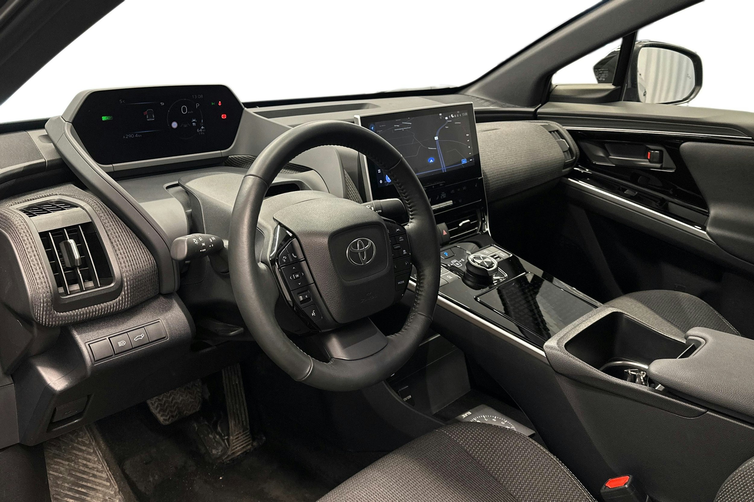 musta Toyota bZ4X 2025 kuva 7.