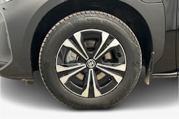 musta Toyota bZ4X 2025 kuva 11.